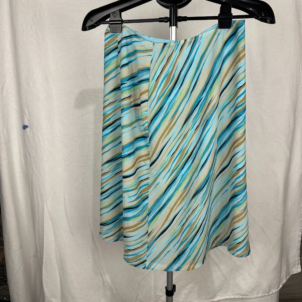 Villager‎ women's blue skirt size 10p